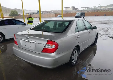 2004 Toyota Camry Le z USA, uszkodzony, nr VIN 4T1BE30K84U371222